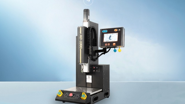 峥集焊接机如何通过多料少料报警实现安全生产与防护两不误？